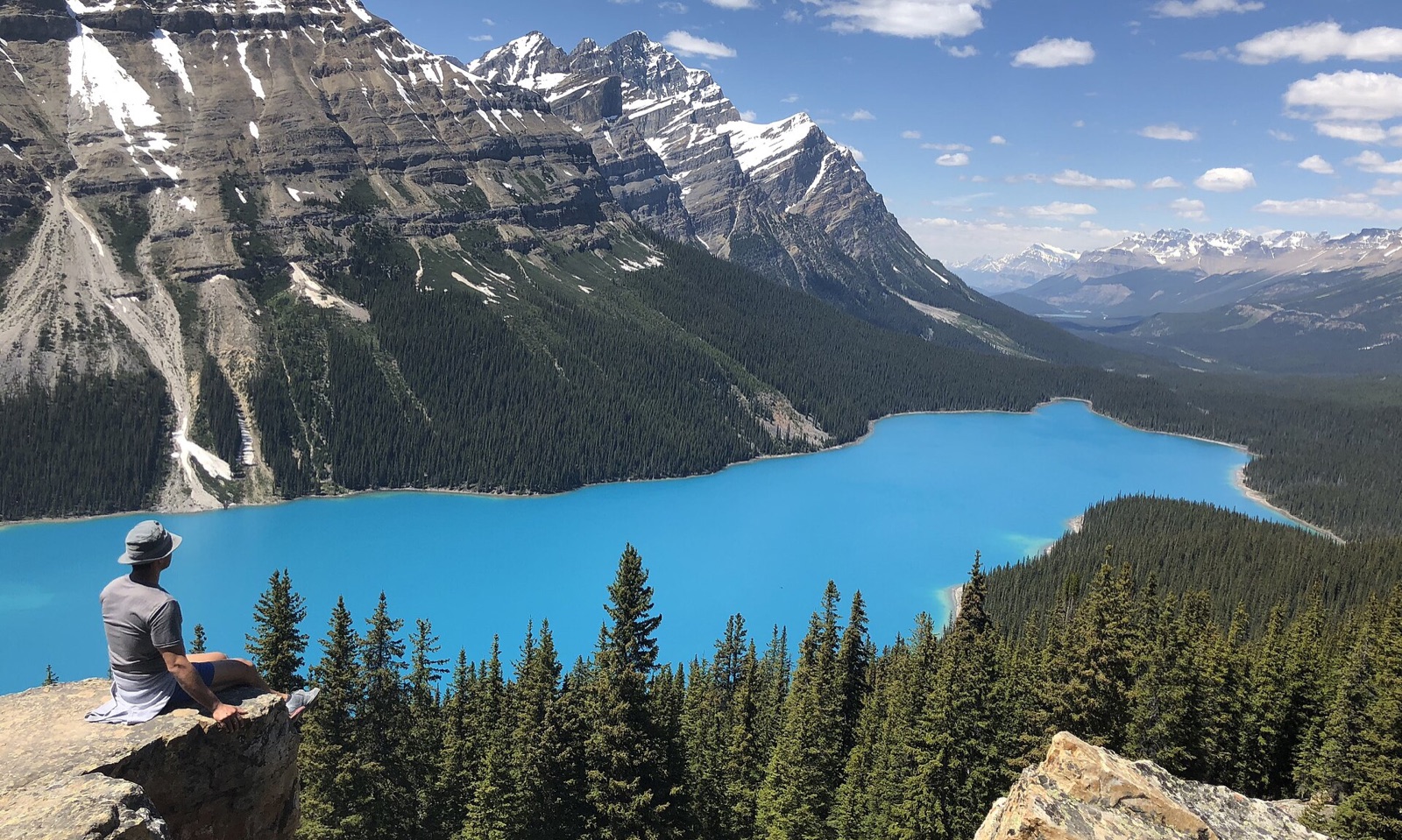 god's-eye glacial lake
